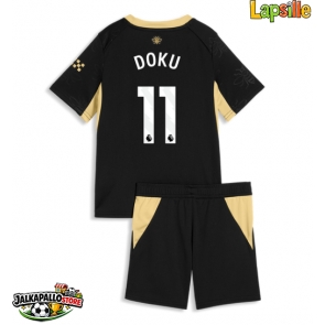 Manchester City Jeremy Doku #11 Vieraspaita Lapsille 2026-27 Lyhythihainen (+ shortsit)